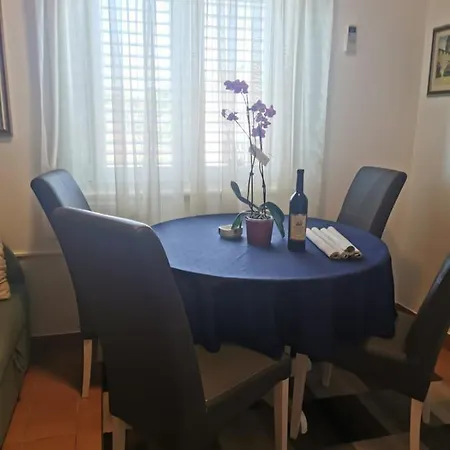 Beba * Traù